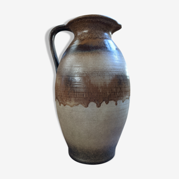 Ceramic pitcher vase