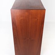 Table de chevet en teck de design danois des années 1960.