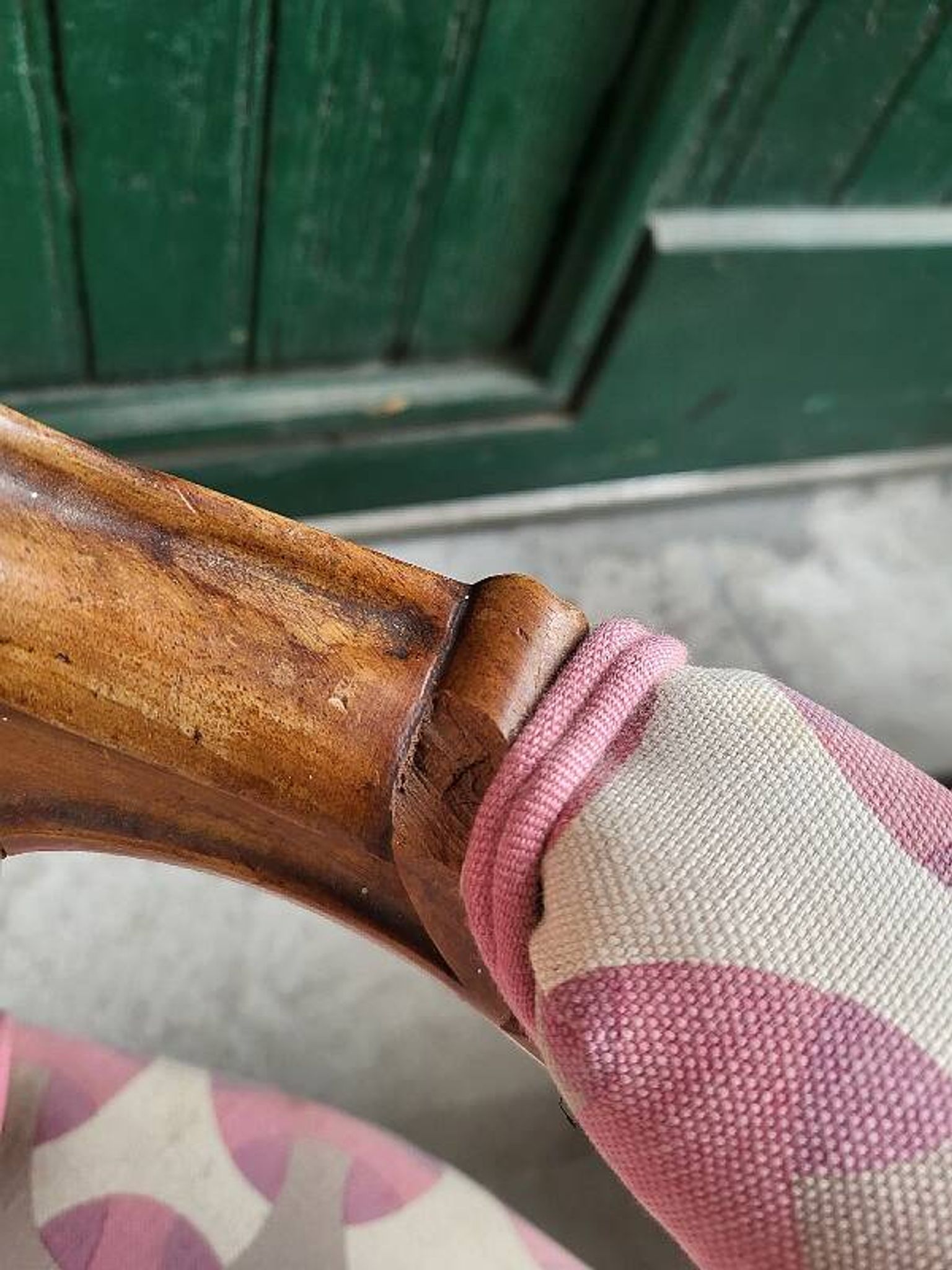 Paire de fauteuils louis philippe en noyer