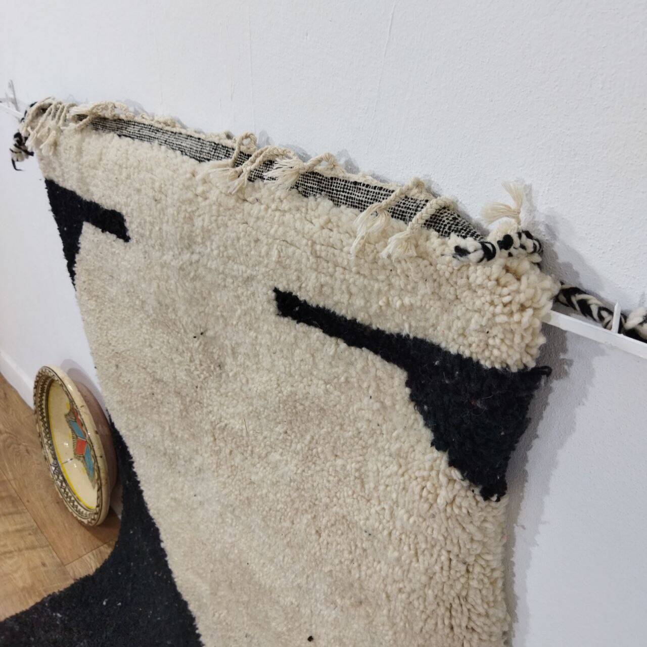 Handmade moroccan berber rug 140 x 90 cm