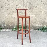 Curved wooden bar high chair