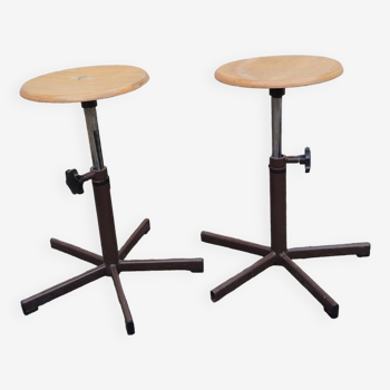 Set of 2 round workshop/architect/school stools