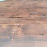 Table ronde brutaliste