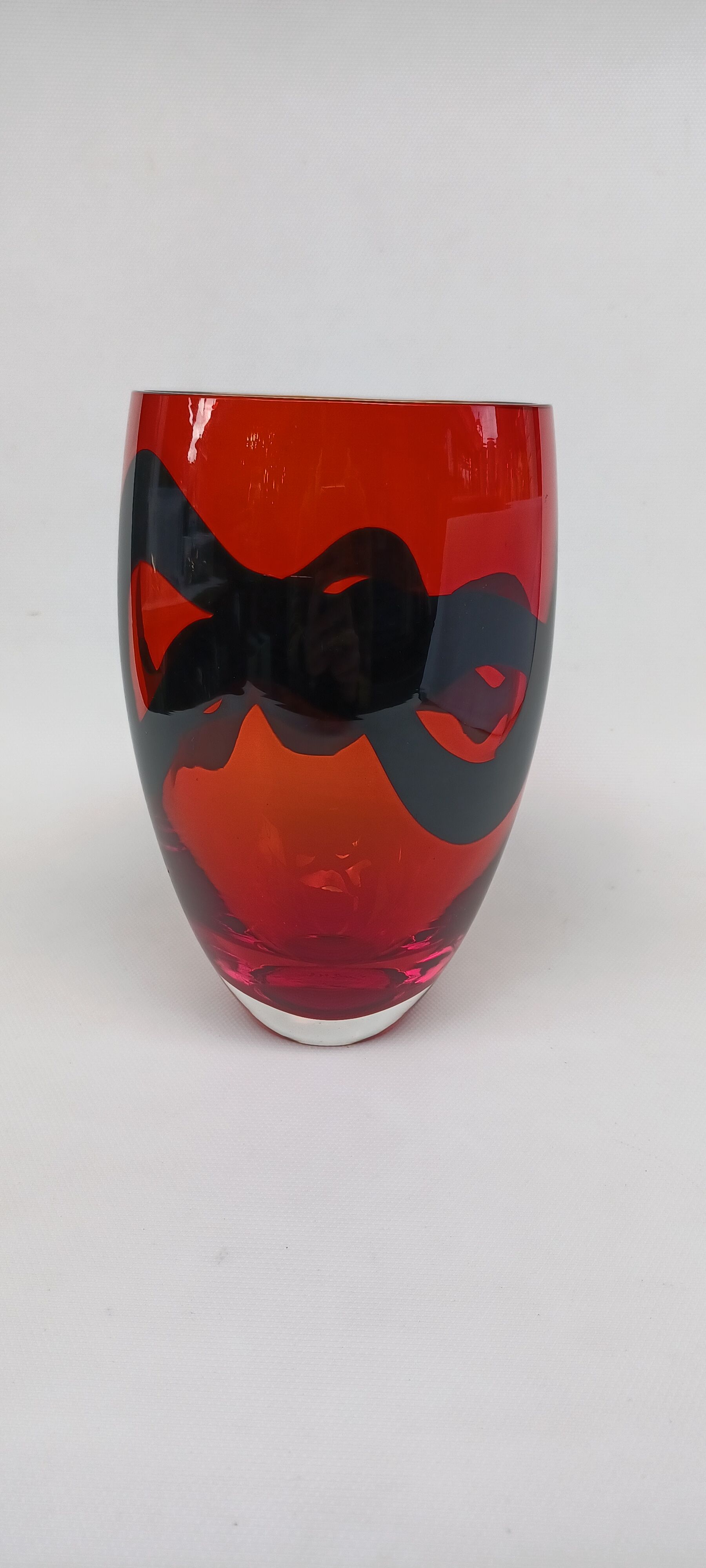 Glass vase by Livio Seguso. Murano, 70s.