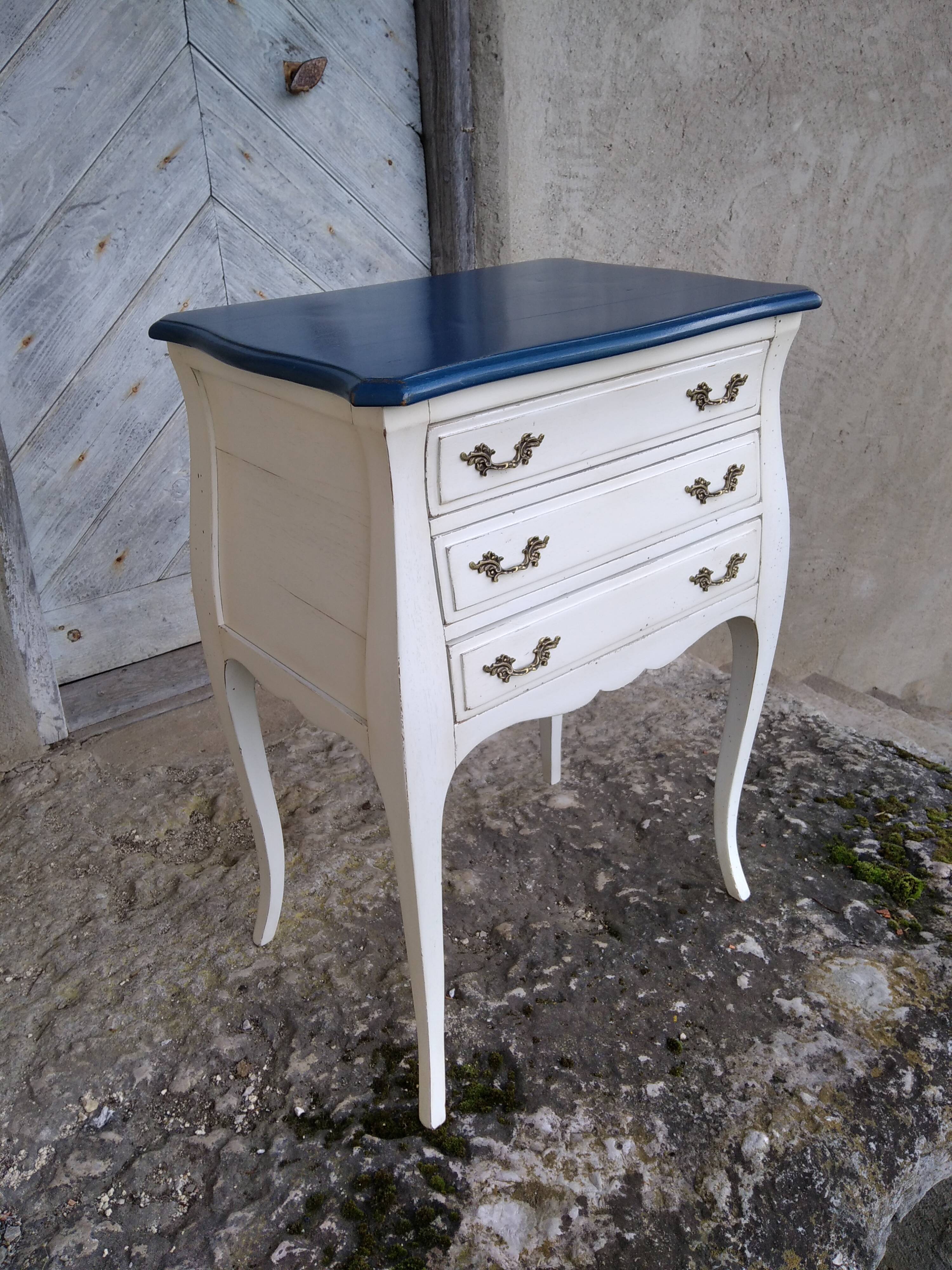 Louis XV three-drawer chest of drawers with white and blue patina