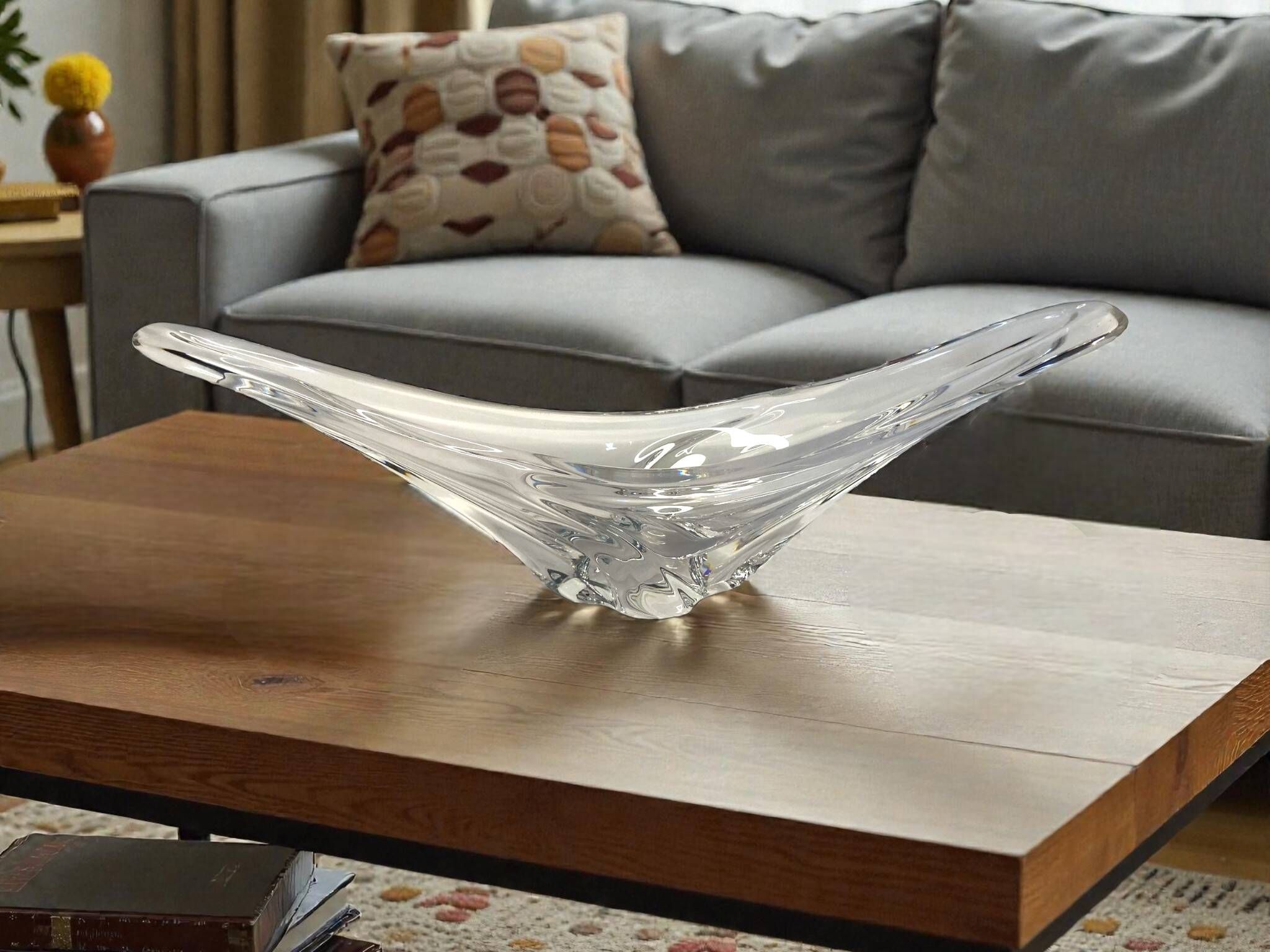 Daum, important crystal centrepiece and trinket dish from around 1950.