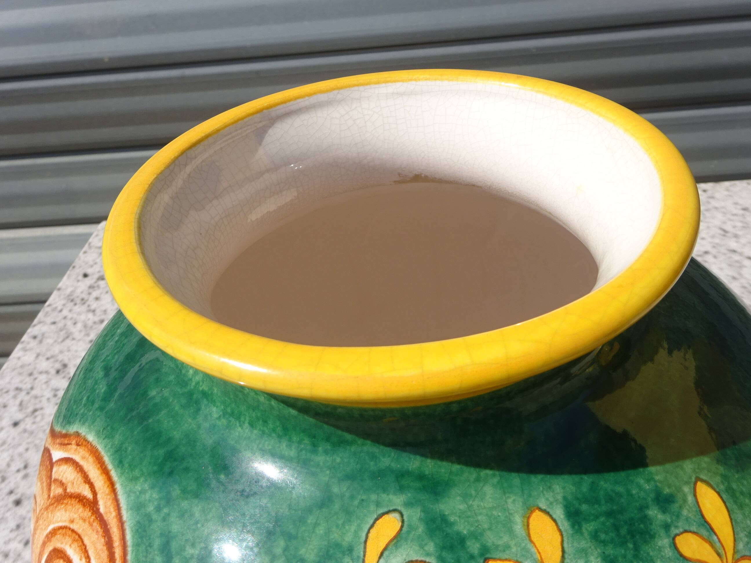 Ceramic lamp, vase and matching plate, Drimmer