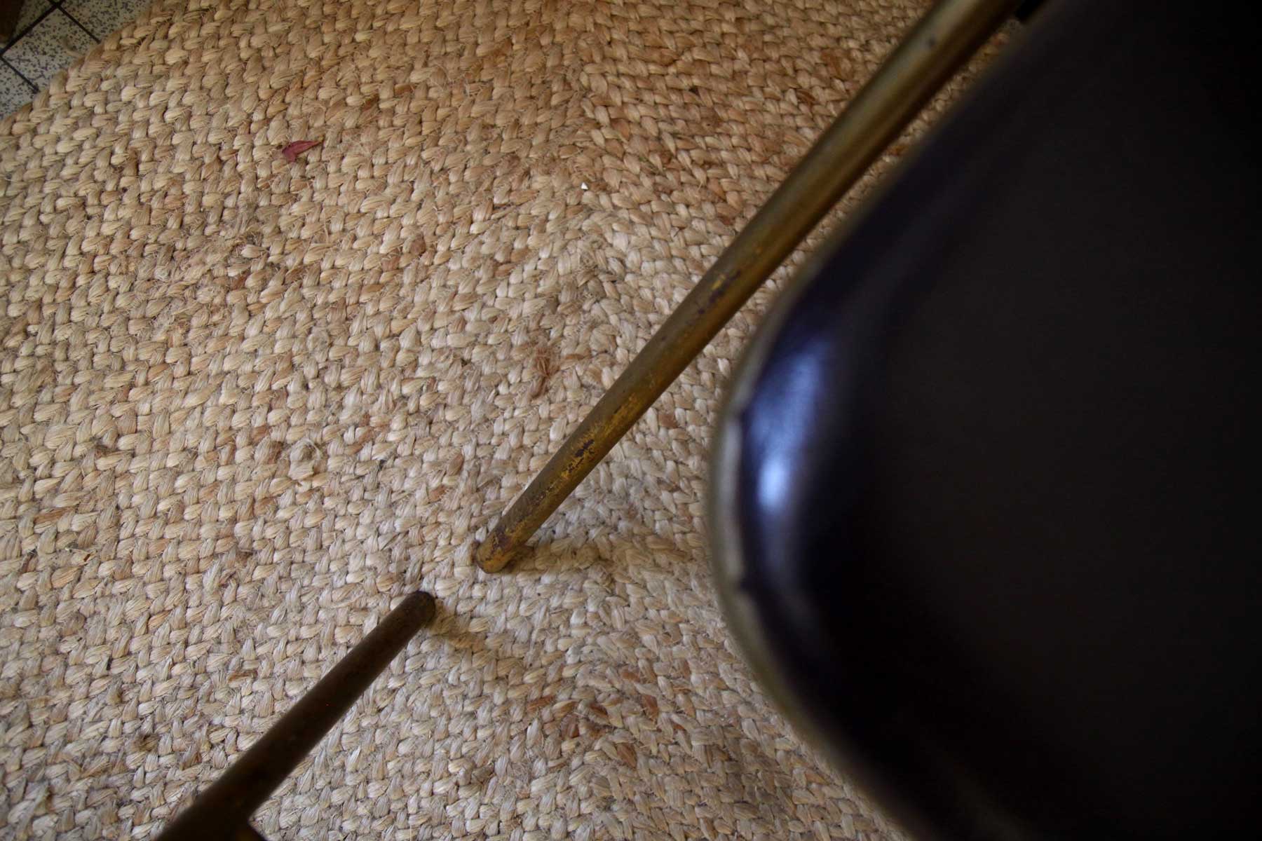 Lot of 4 metal and skai folding chairs