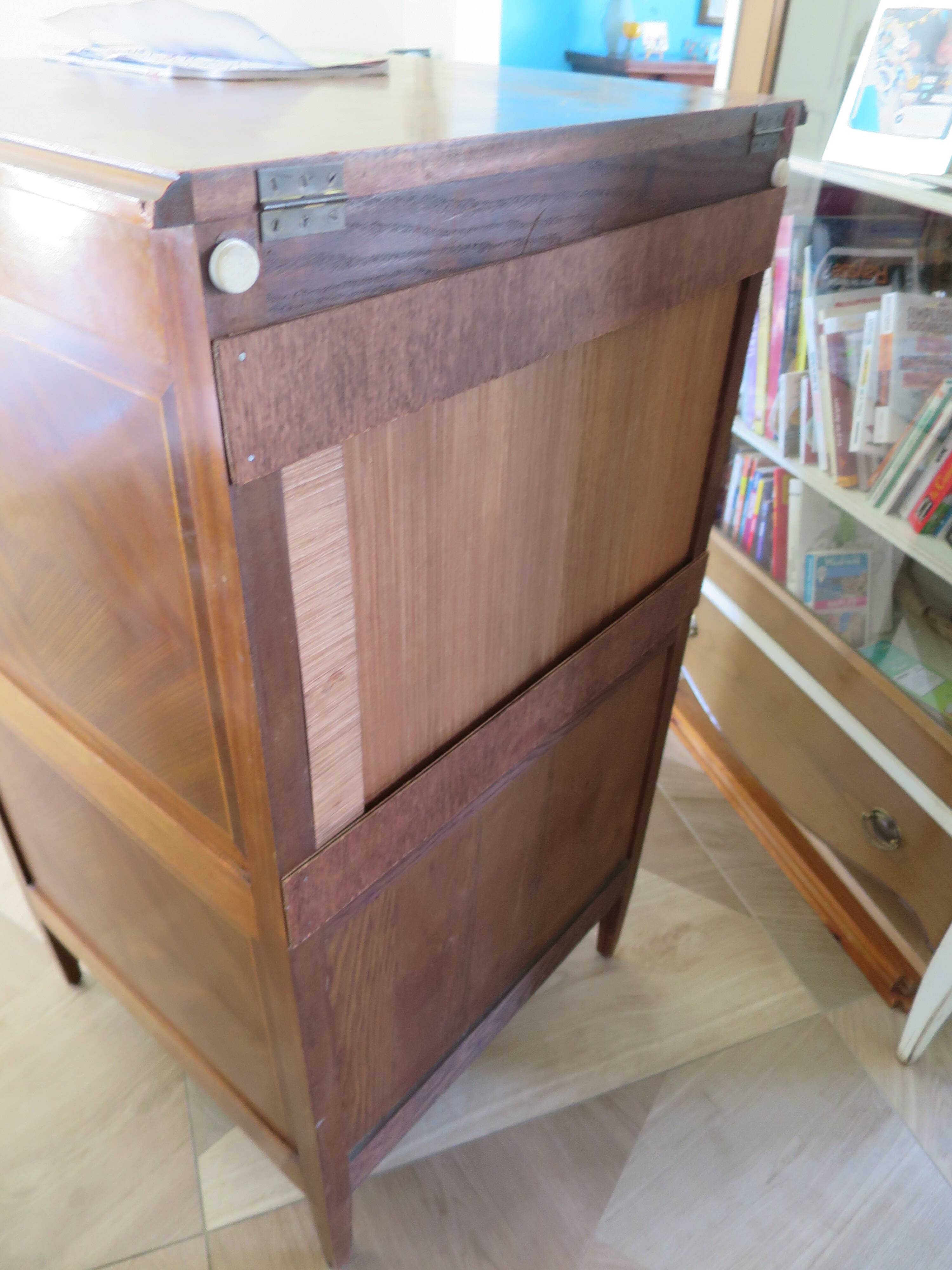 Buffet, bonnetière style Directoire