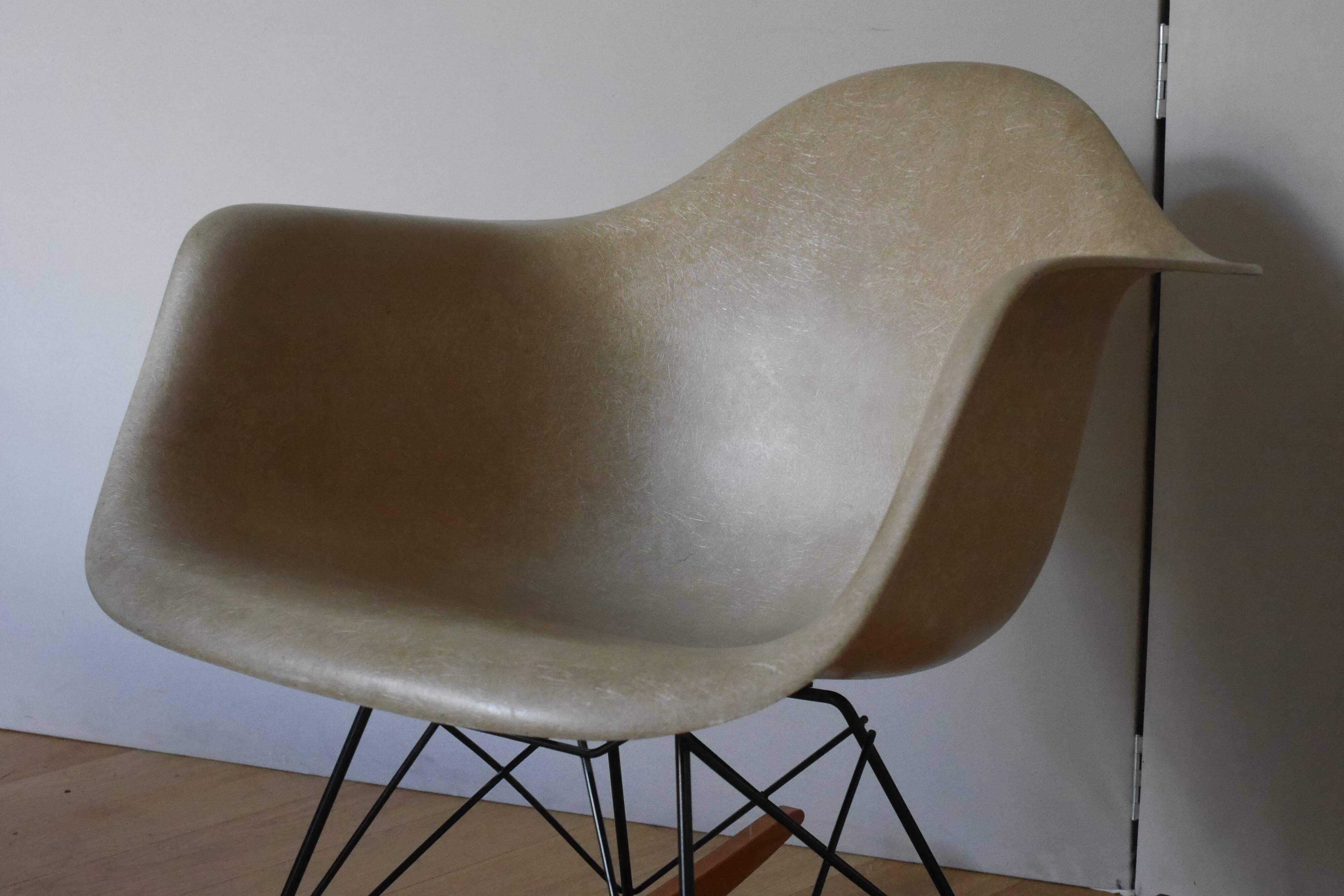 RAR armchair by Charles et Ray Eames for Herman Miller