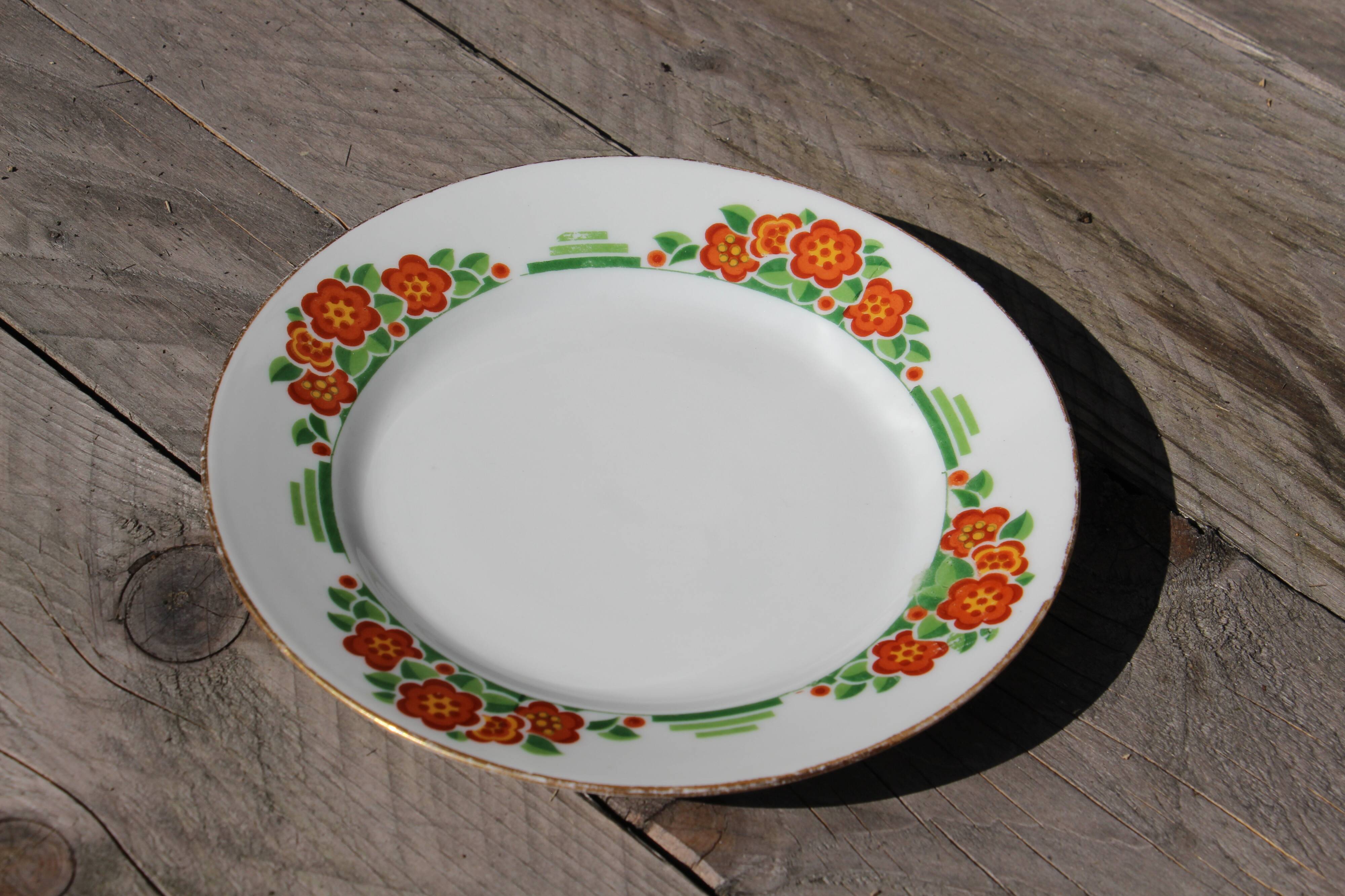 Assiettes à dessert en porcelaine de Limoges