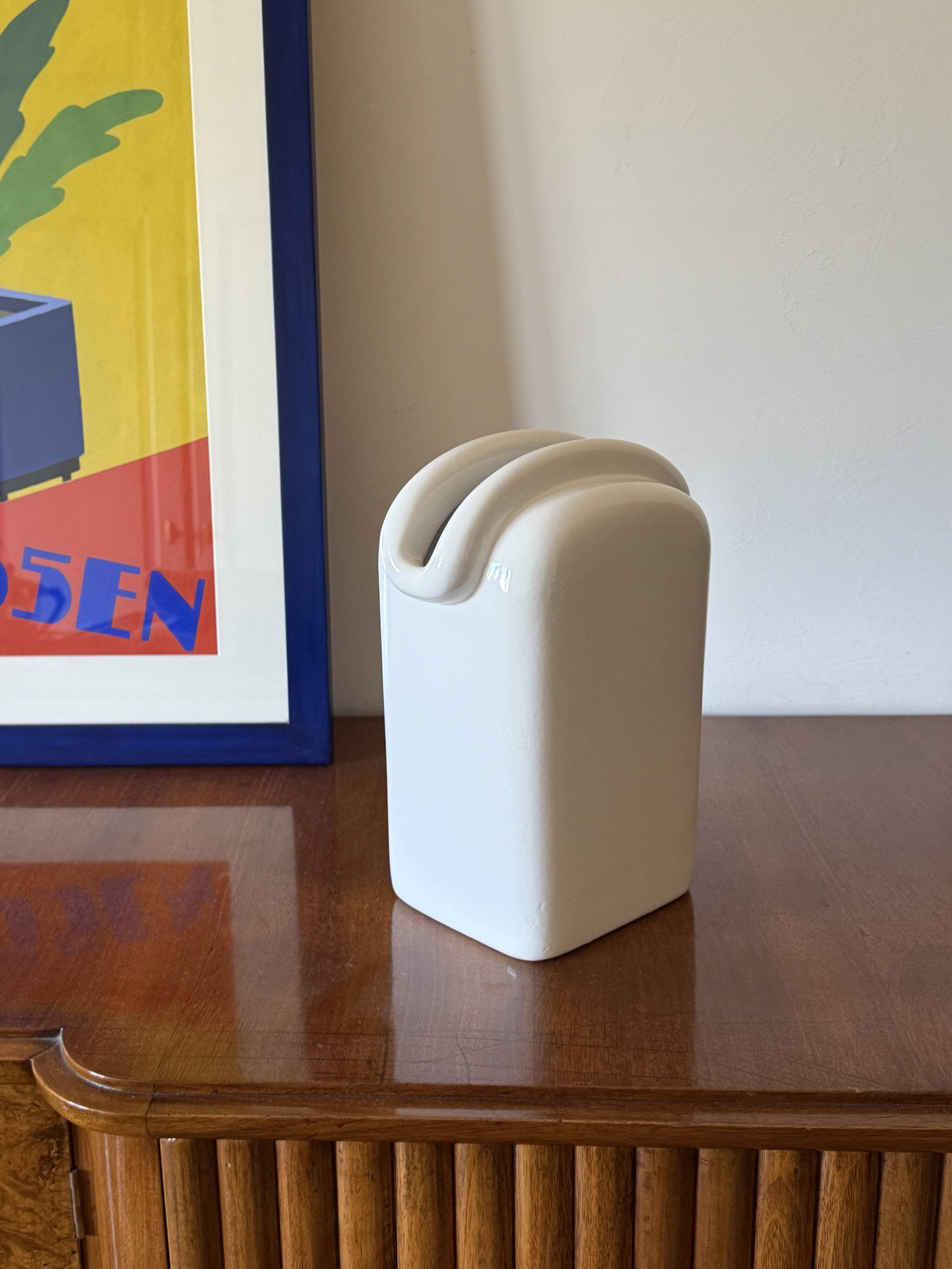 Sergio Asti, modern ceramic vase, Gabbianelli Italy ca. 1970