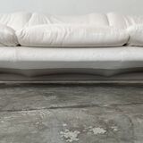 Maralunga 3-seater sofa by Vico Magistretti for Cassina Italy 1973