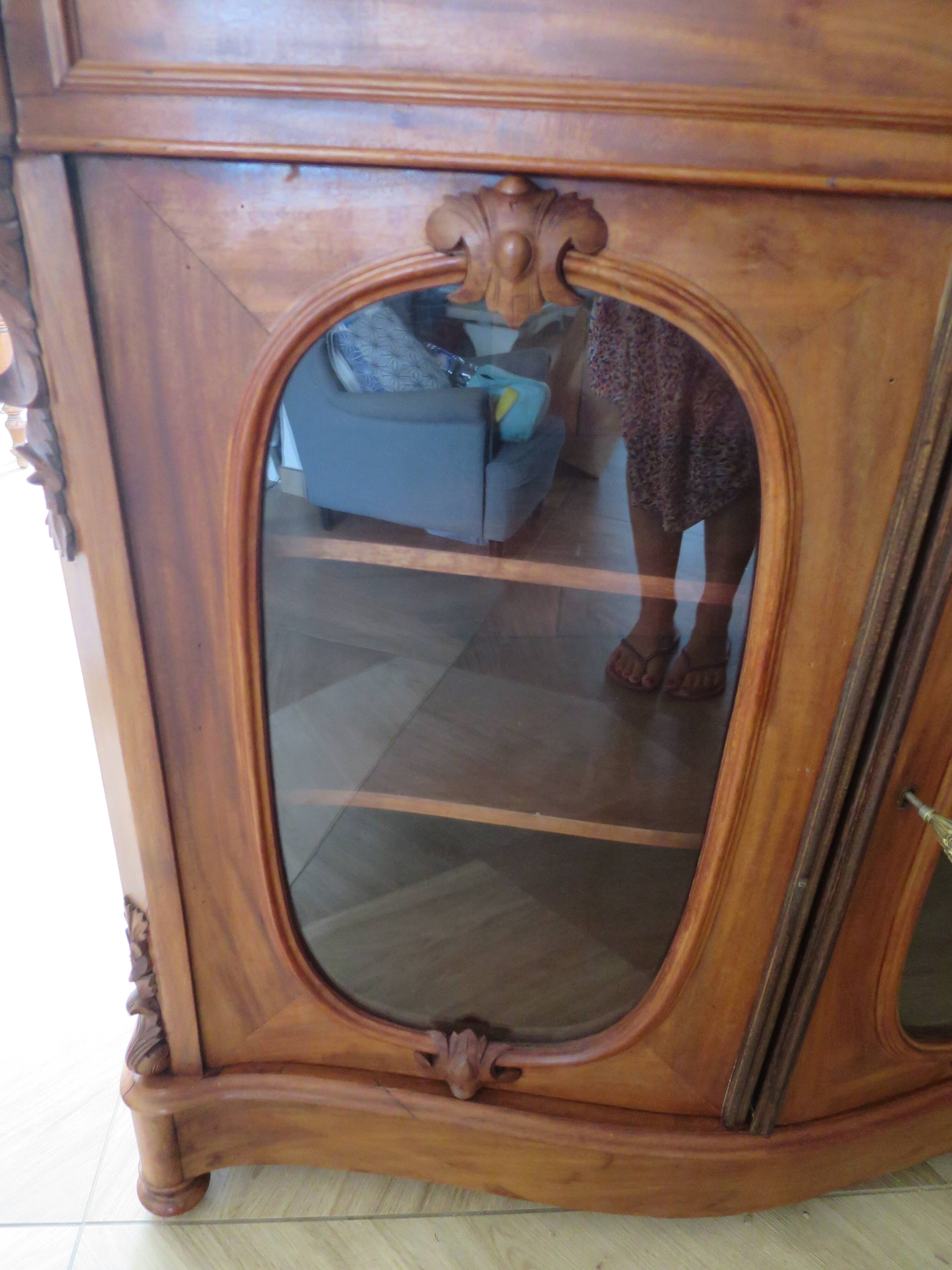 Curved showcase library carved wood 2 doors mahogany English style