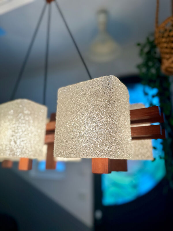 Lustre suspension scandinave en teck et perspex vintage année 50