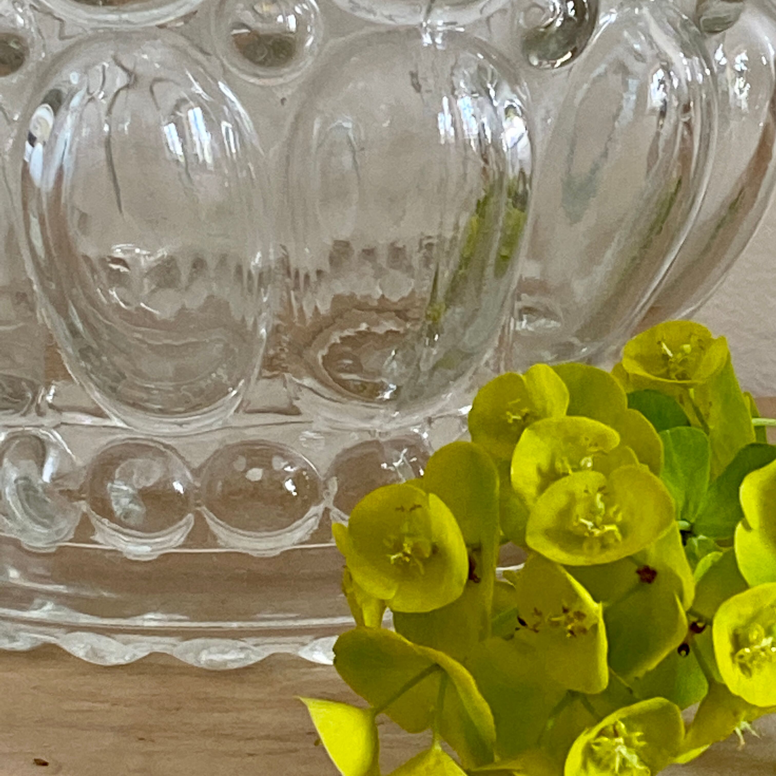 Vintage moulded glass tulip hand lamp