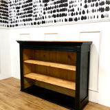 Vintage black bibus