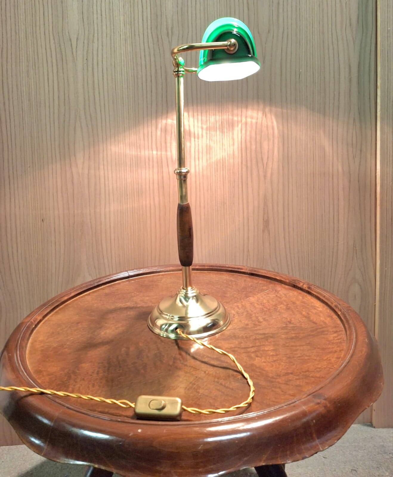 Lampe de bureau ministérielle Churchill en verre vert et laiton
