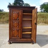 Walnut wardrobe, Louis XIII period