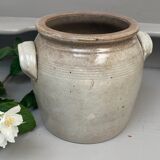 Sandstone ear pot