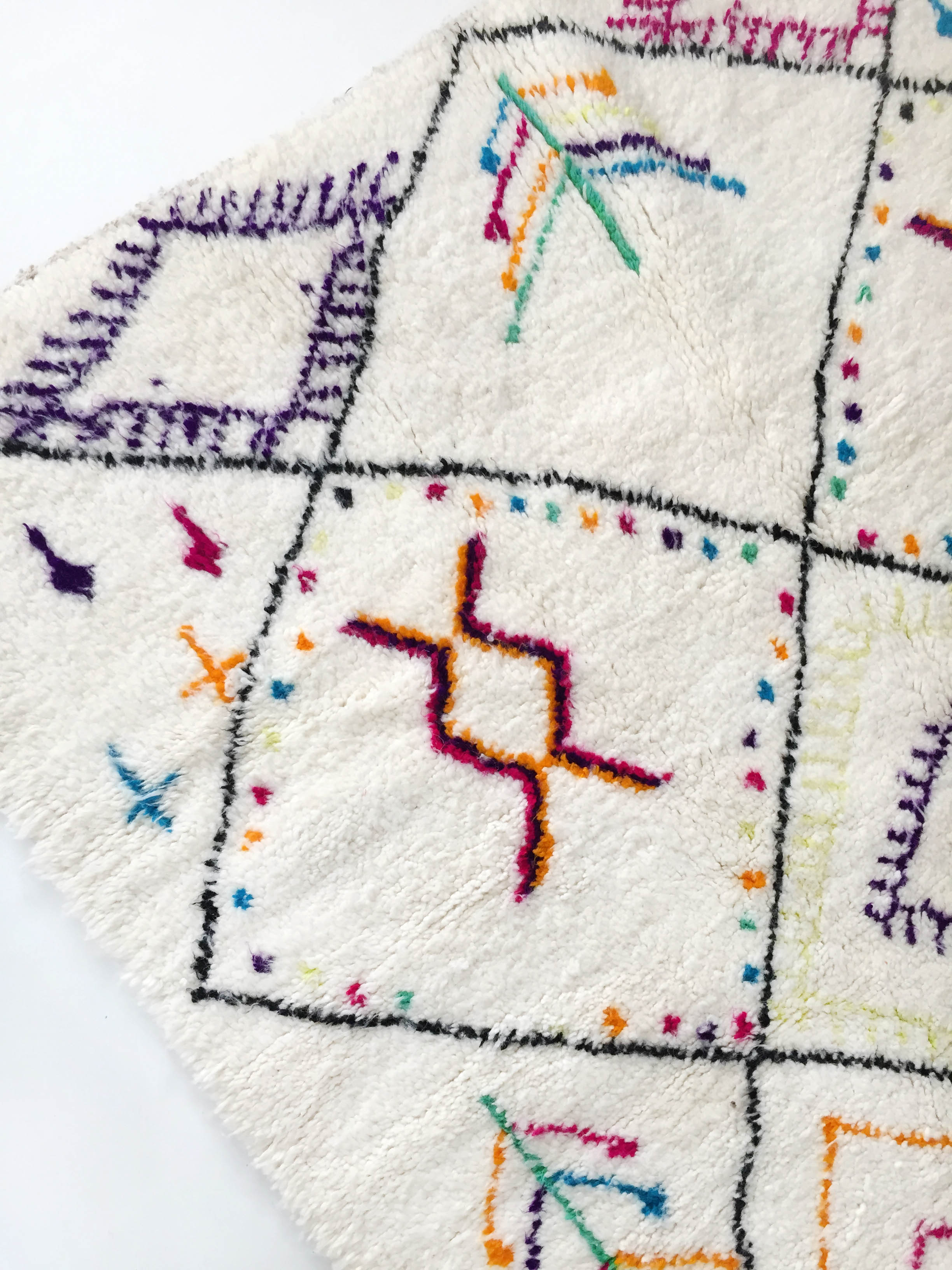 Moroccan Berber carpet azilal ecru with black diamonds and colorful patterns 255x159cm
