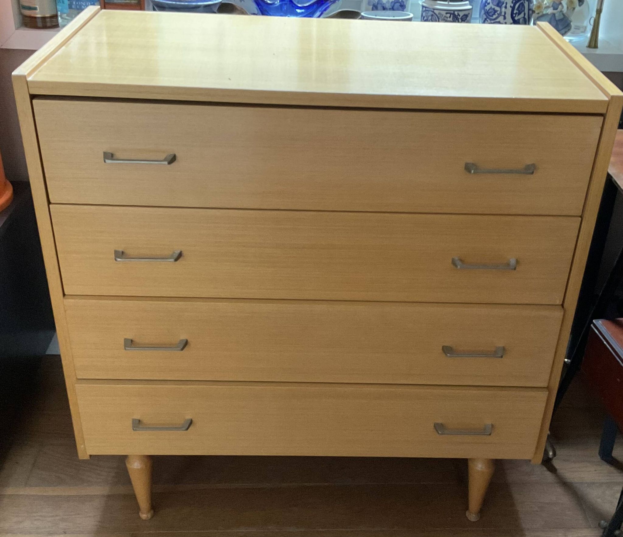 Scandinavian style chest of drawers