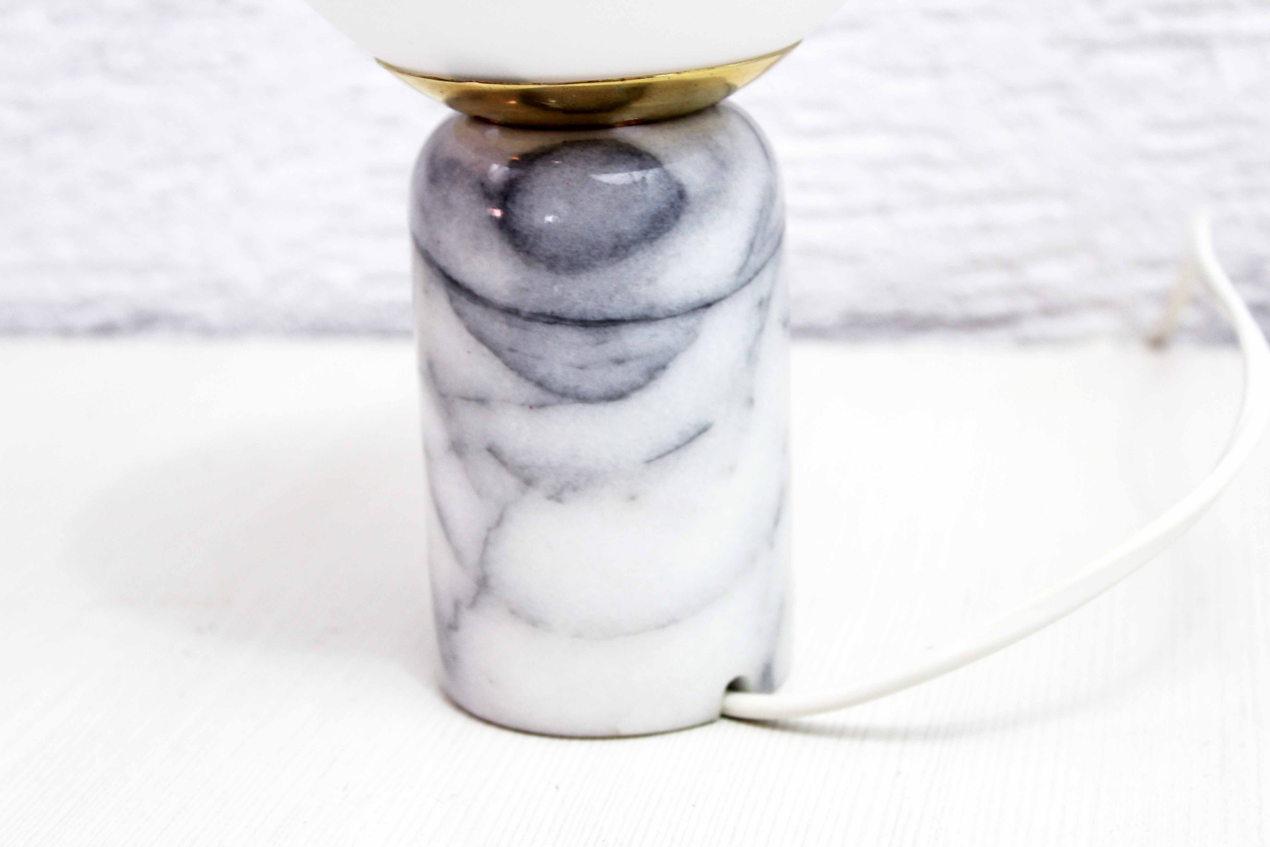 Table lamp in white marble and glass