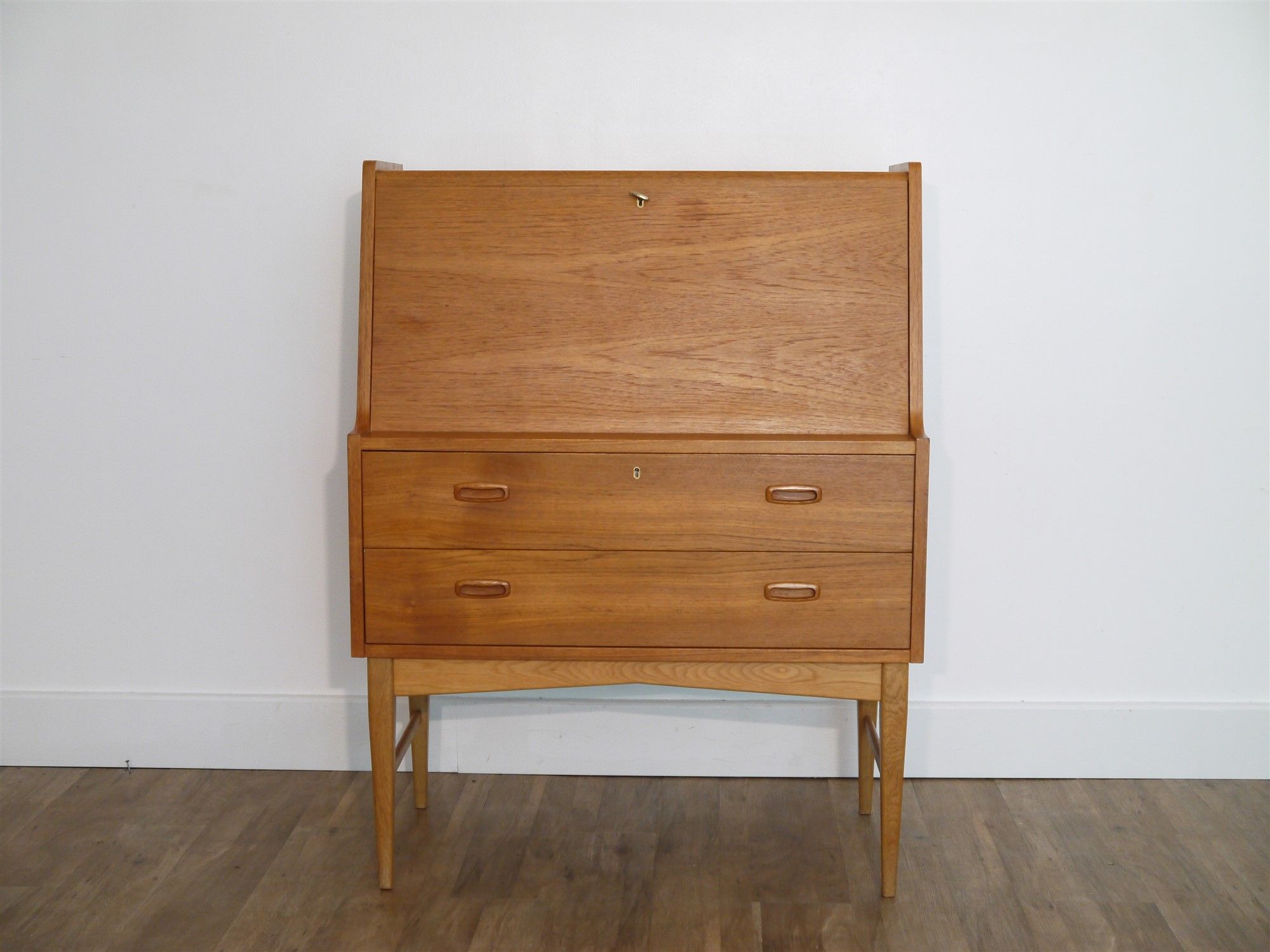 Scandinavian secretary in teak 1960