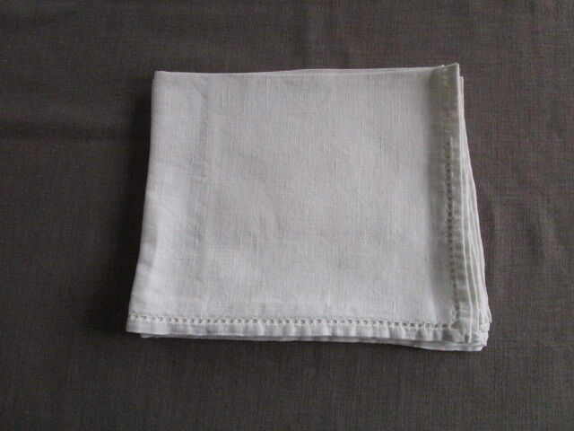 4 embroidered old towels:59x48cm