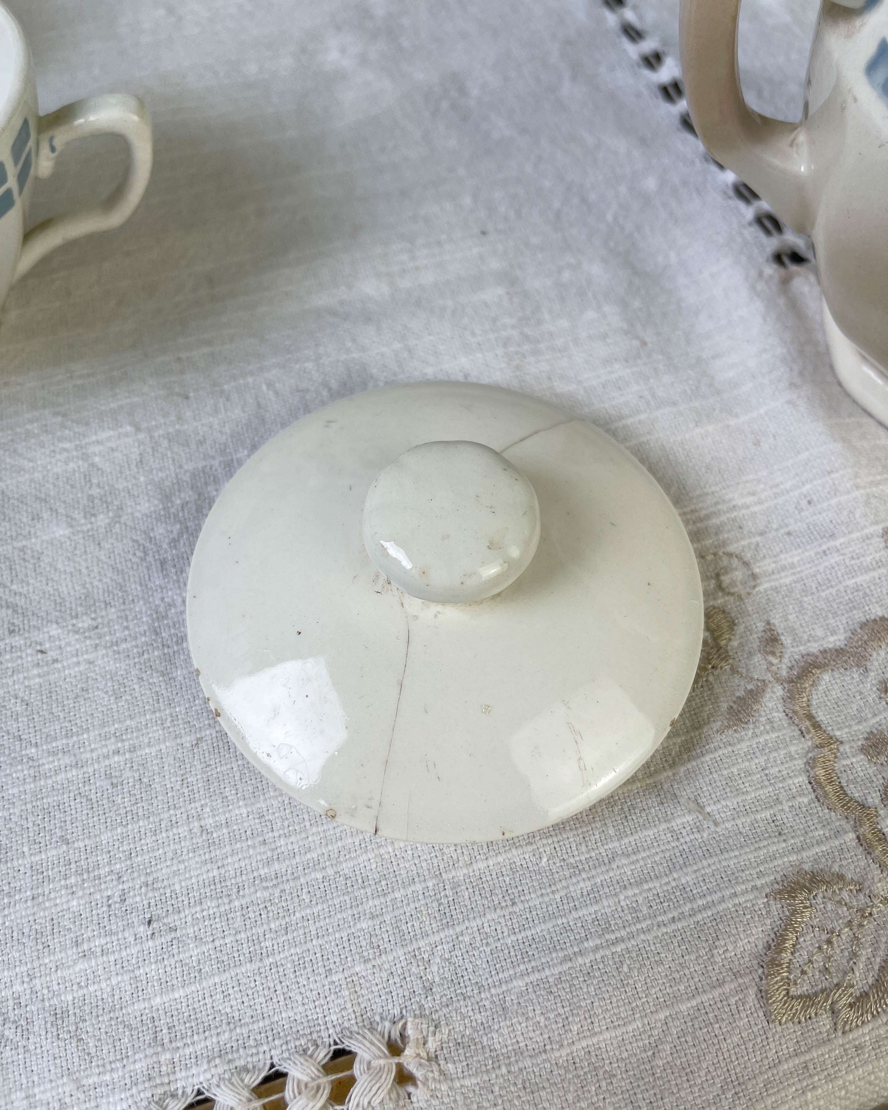 Vintage tea set in Sarreguemines flowered earthenware, "Troyes" model