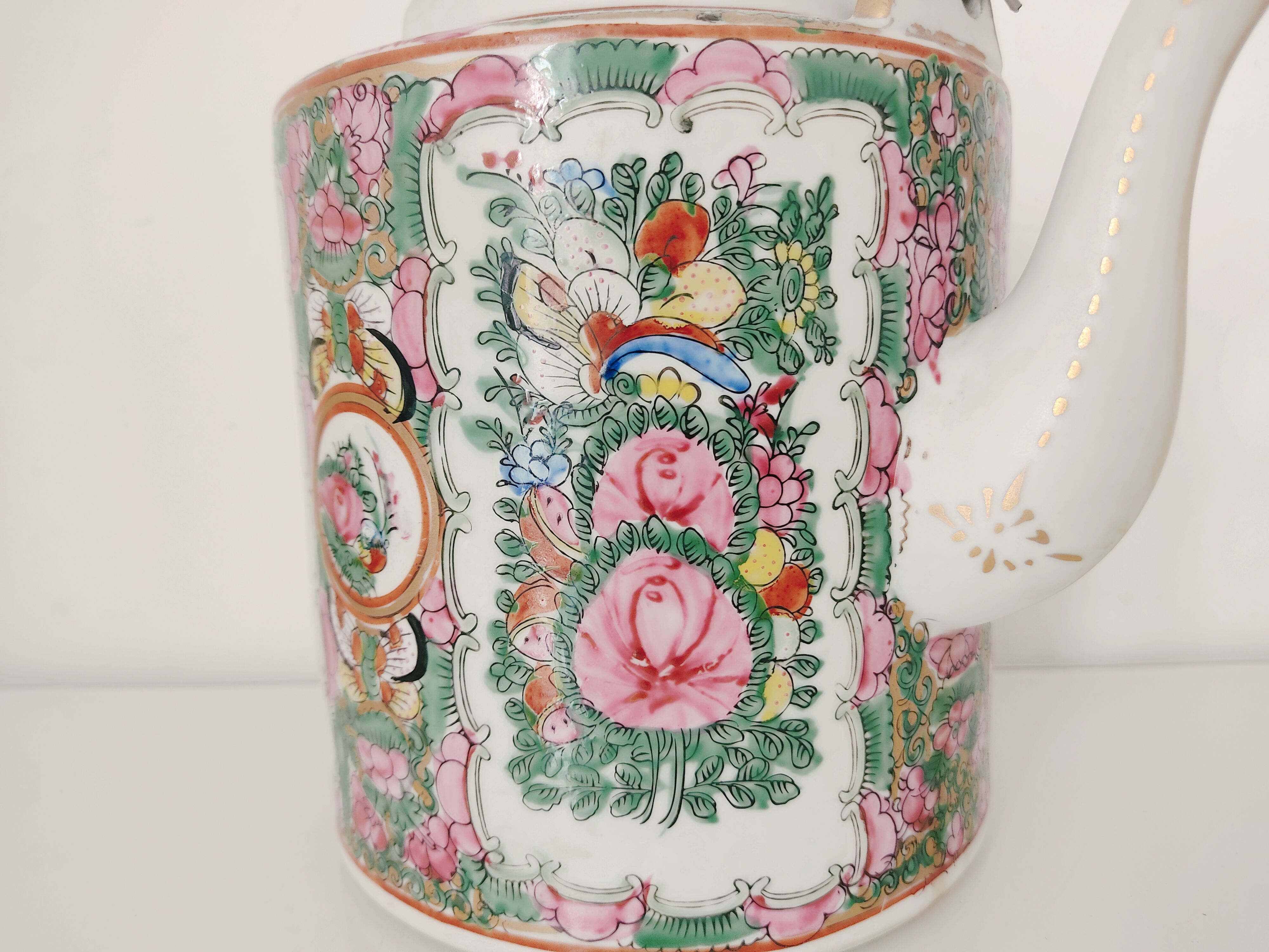 Porcelain teapot from China canton