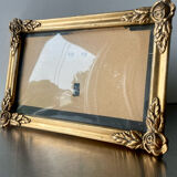 Cadre en bois doré mesures 20 cm x 14 cm verre convexe
