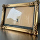 Cadre en bois doré mesures 20 cm x 14 cm verre convexe