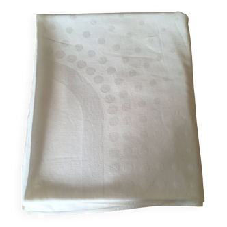 White damask tablecloth