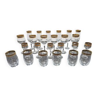 An exclusive set of Bohemia Gold crystal glasses