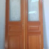 Double glass door in blond oak