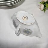 Vierzon porcelain sauce boat