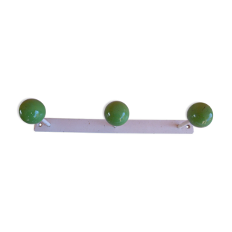 Vintage coat rack in metal with 3 green bouls