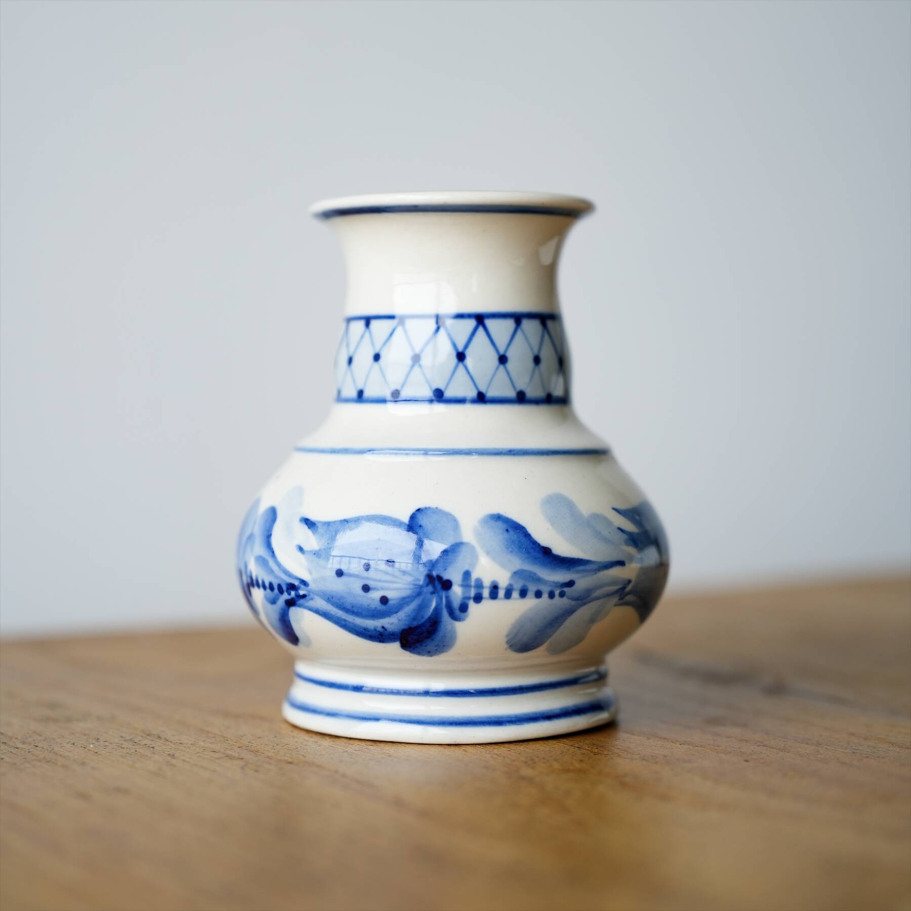 Porcelain vase Made in Russia