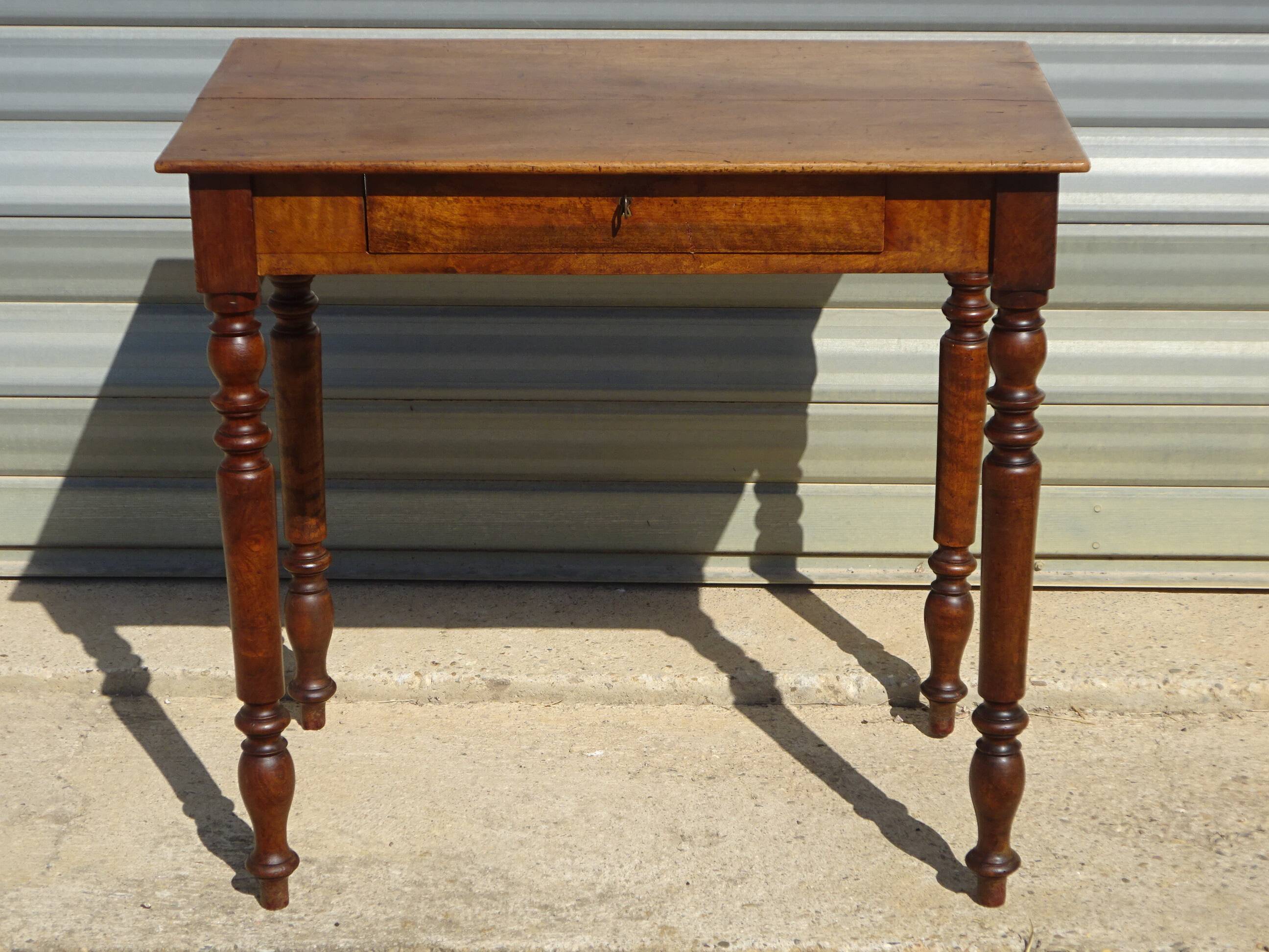 Vintage desk in solid walnut