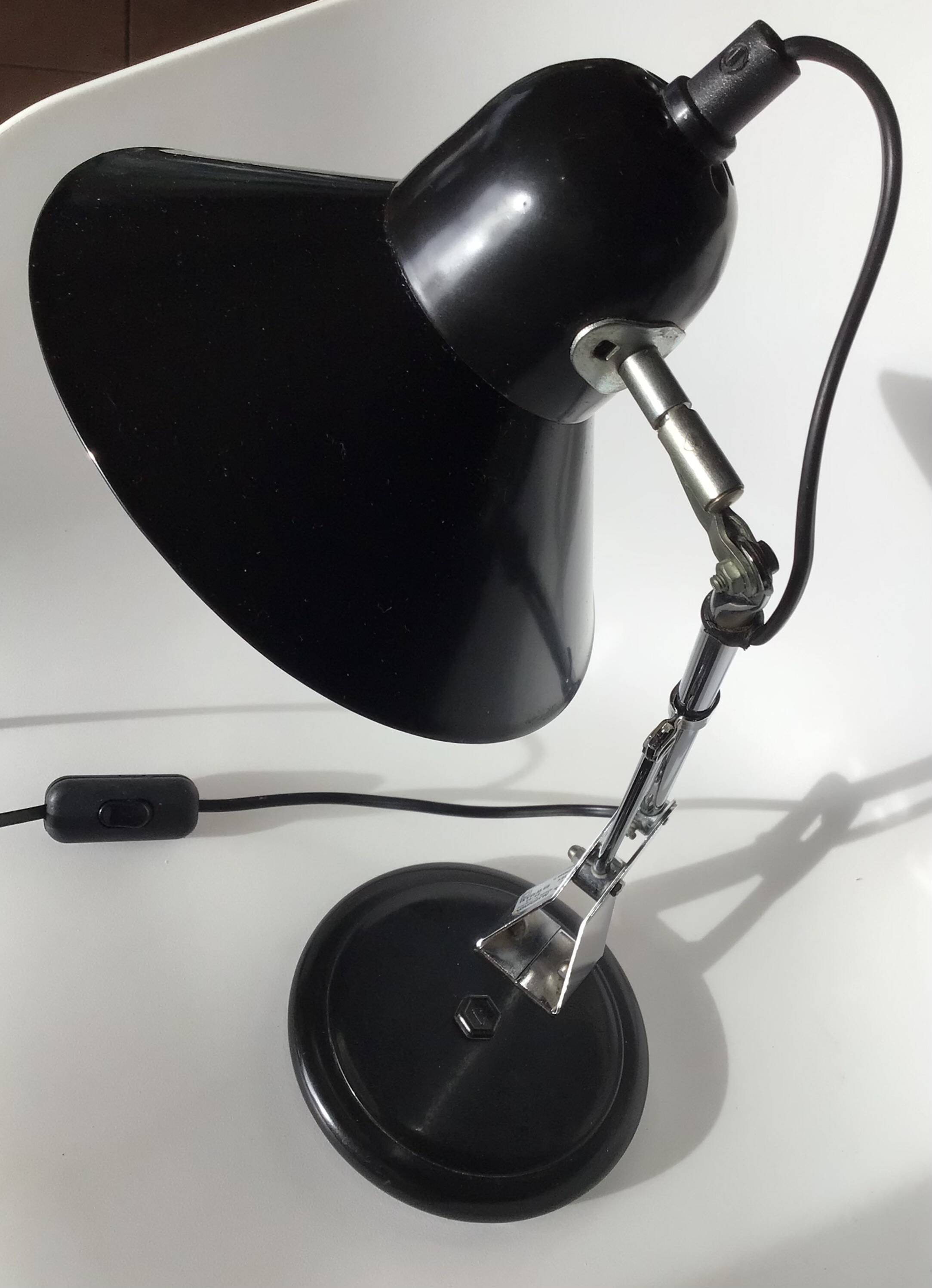 Adjustable black metal Aluminor desk lamp