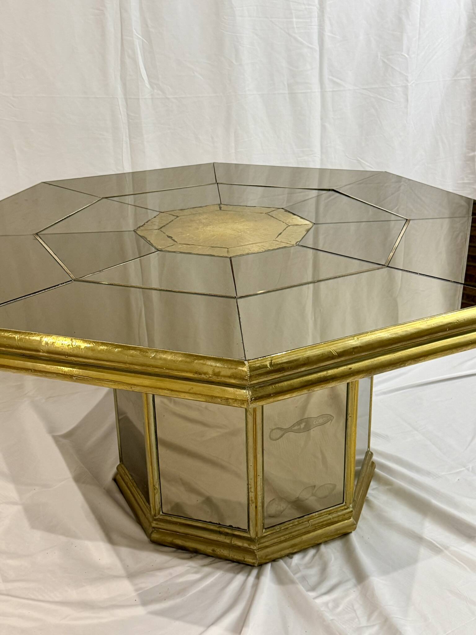 OCTAGONAL TABLE 1970