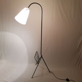 Tripod lamp