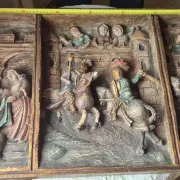 Polychrome wooden table