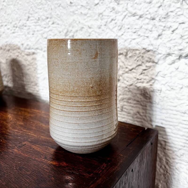 Stoneware tumbler