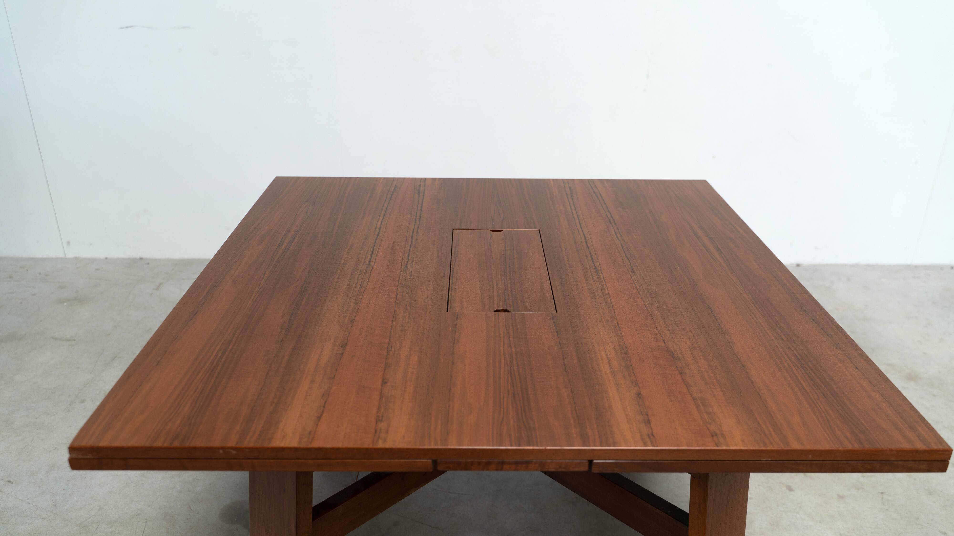 Square extendable dining table by Silvio Coppola for Bernini