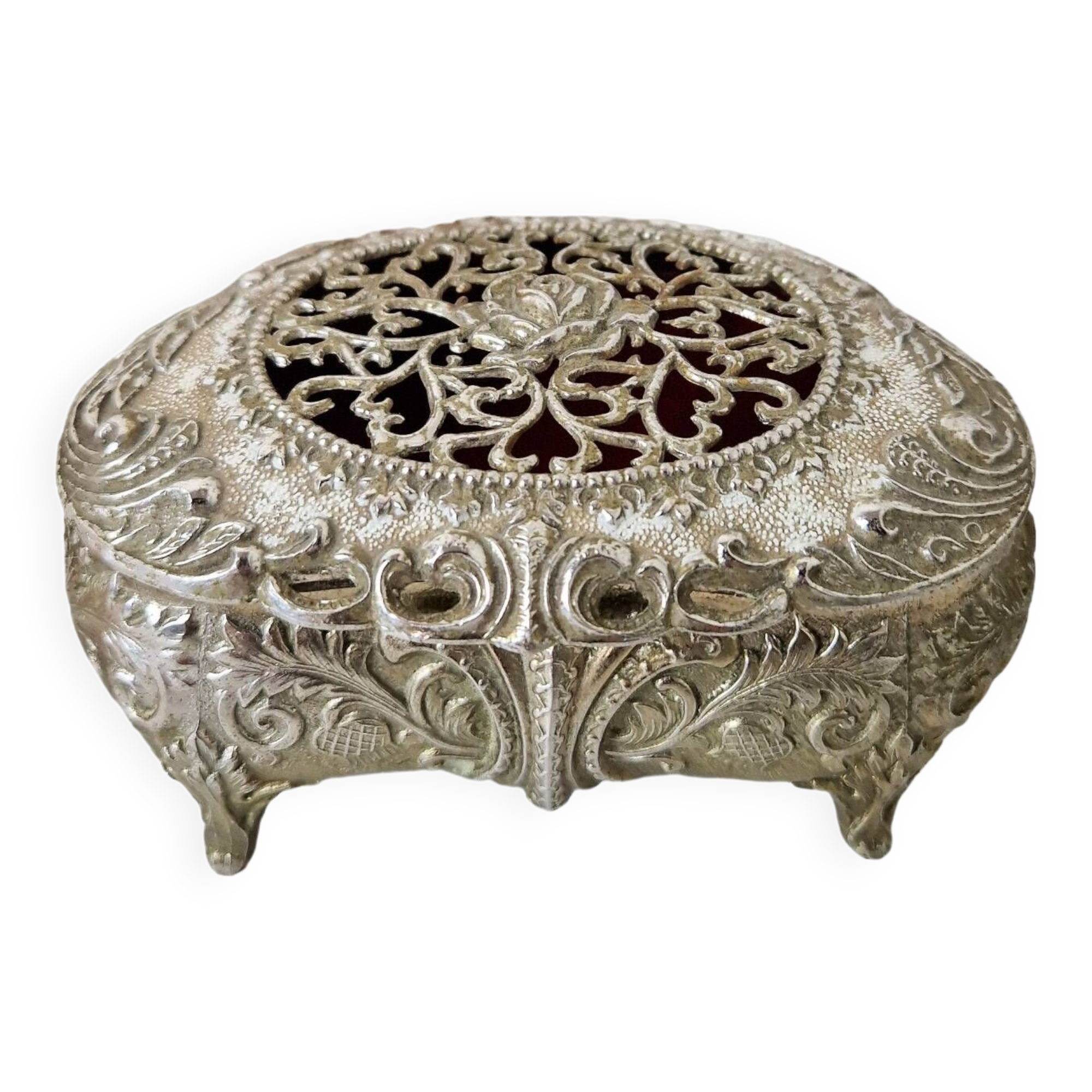 Vintage openwork silver metal jewelry box