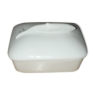 Butter dish