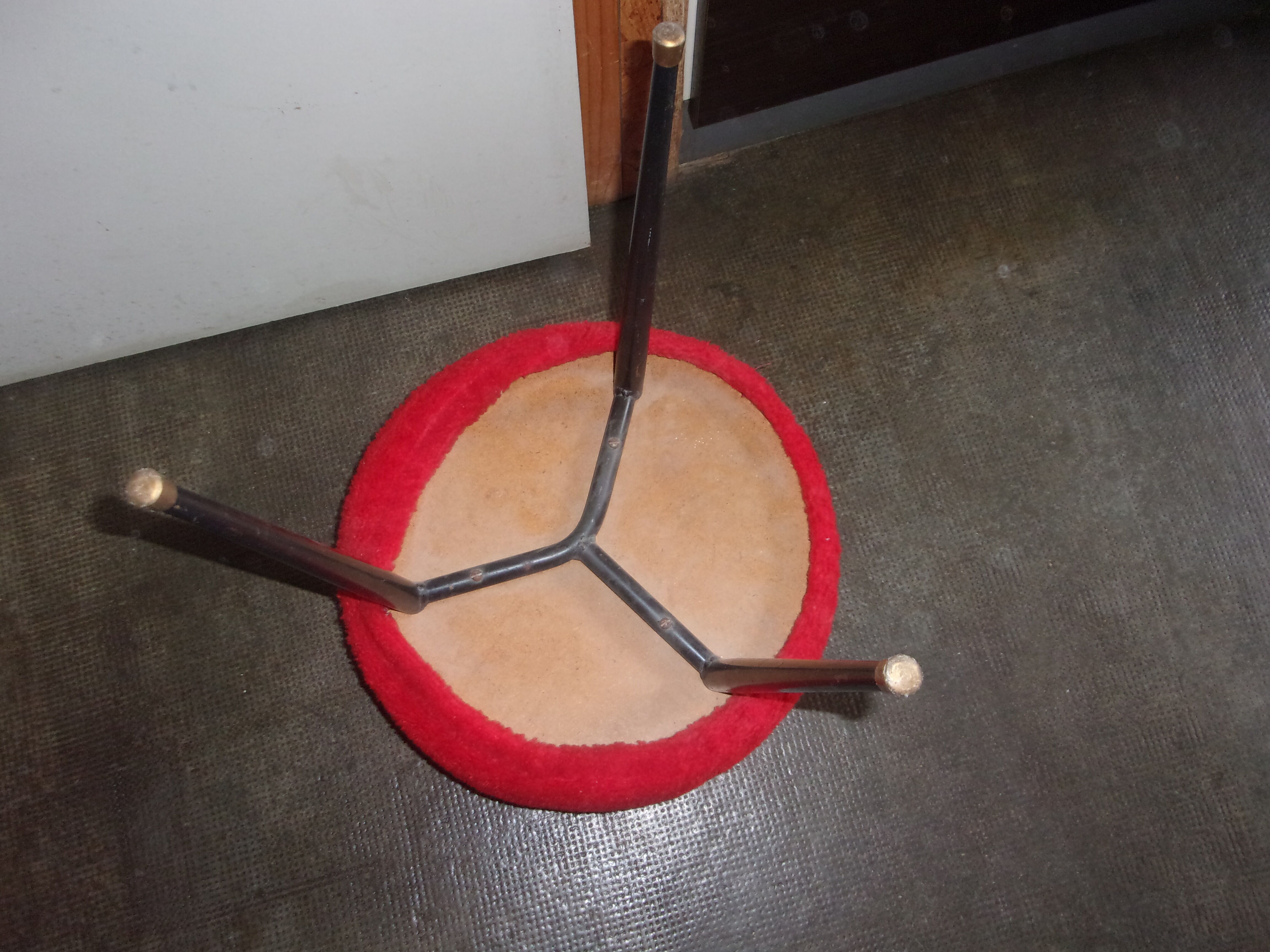 Red moumoutte seat stool 1970