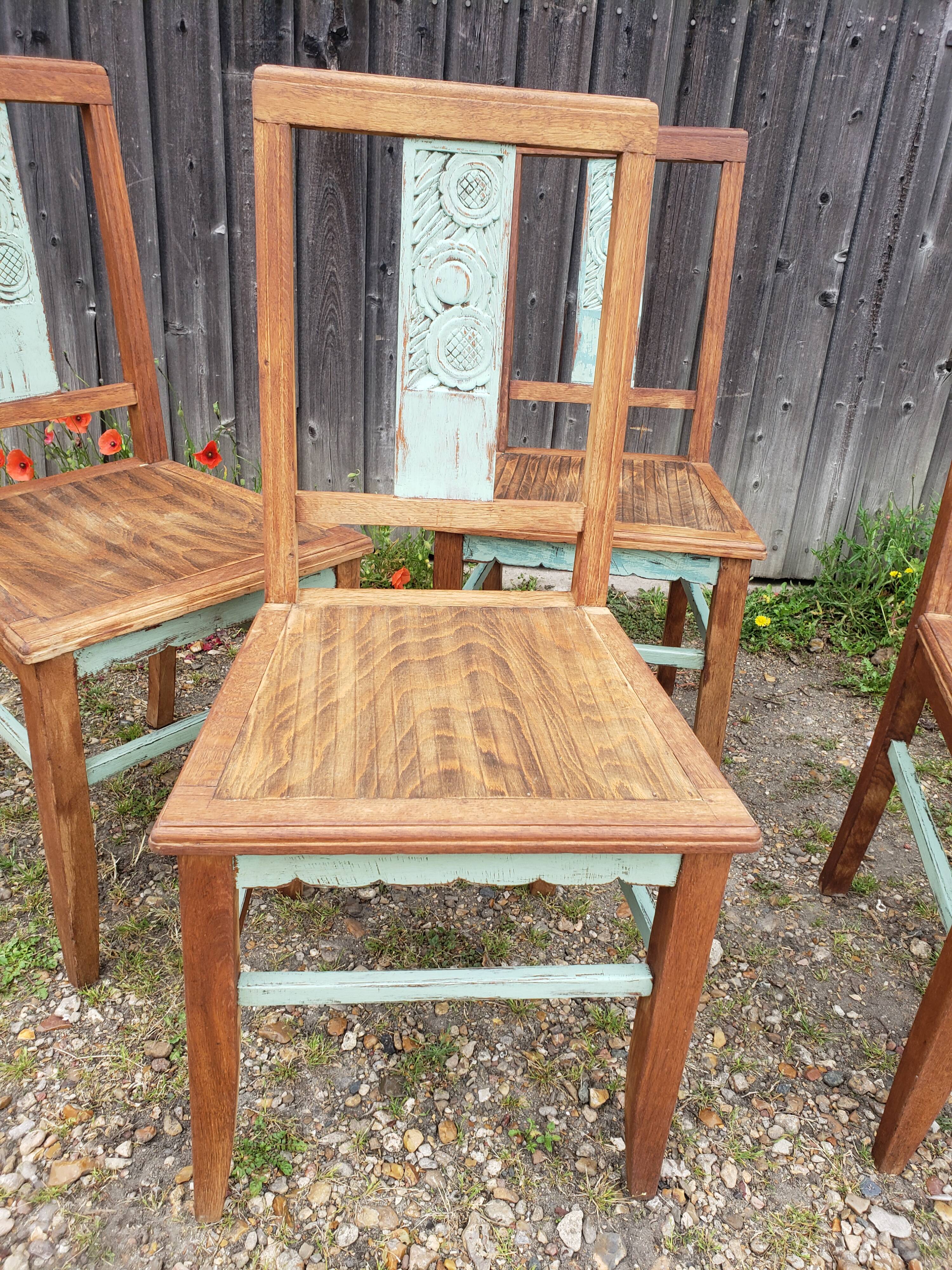 Table and chairs art deco wood and pastel